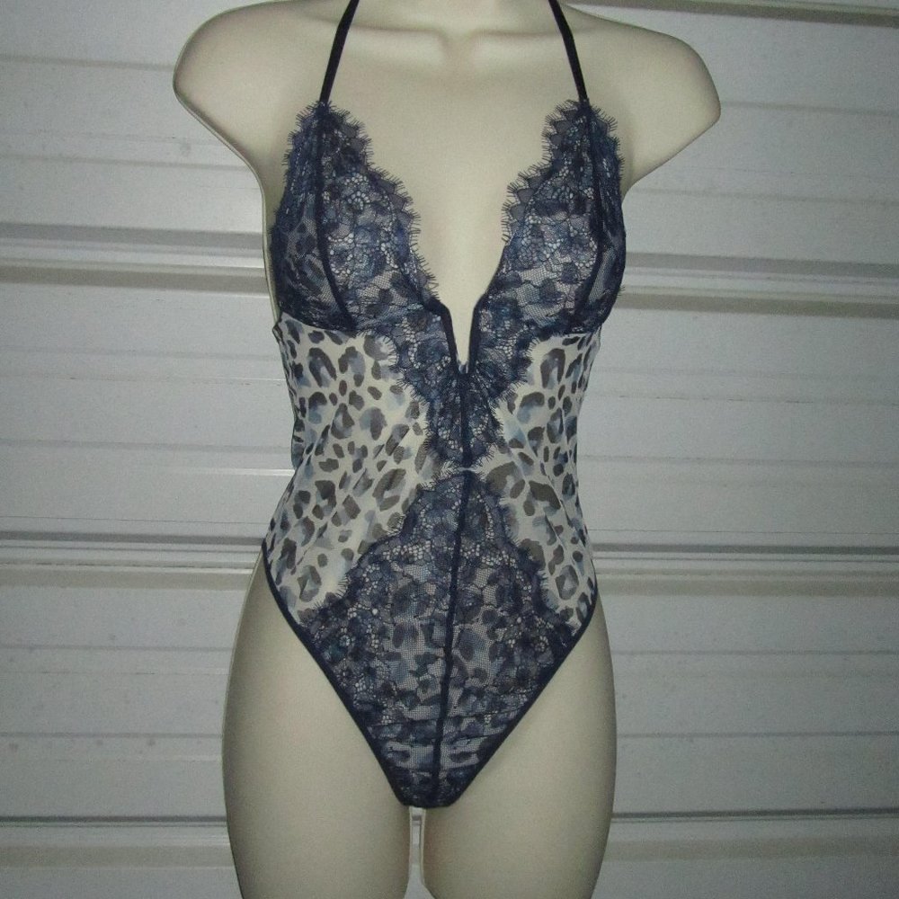 Size Small Victoria's Secret Animal Print Teddy Sexy Sheer animal print lingerie